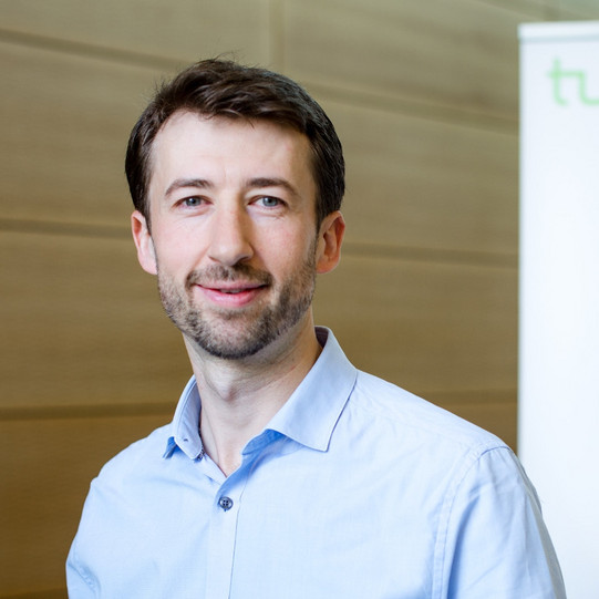 Foto Dr. Artur Bauder Foto Dr. Artur Bauder